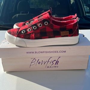 Blowfish Malibu red and black, slip on no laces low top sneakers